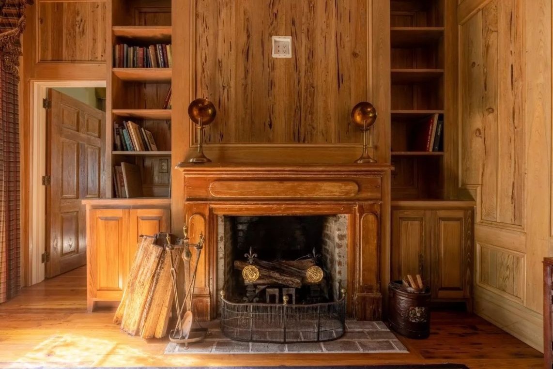 Fireplace