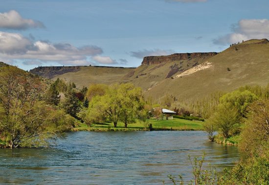 Lower Deschutes River Fishing Retreat