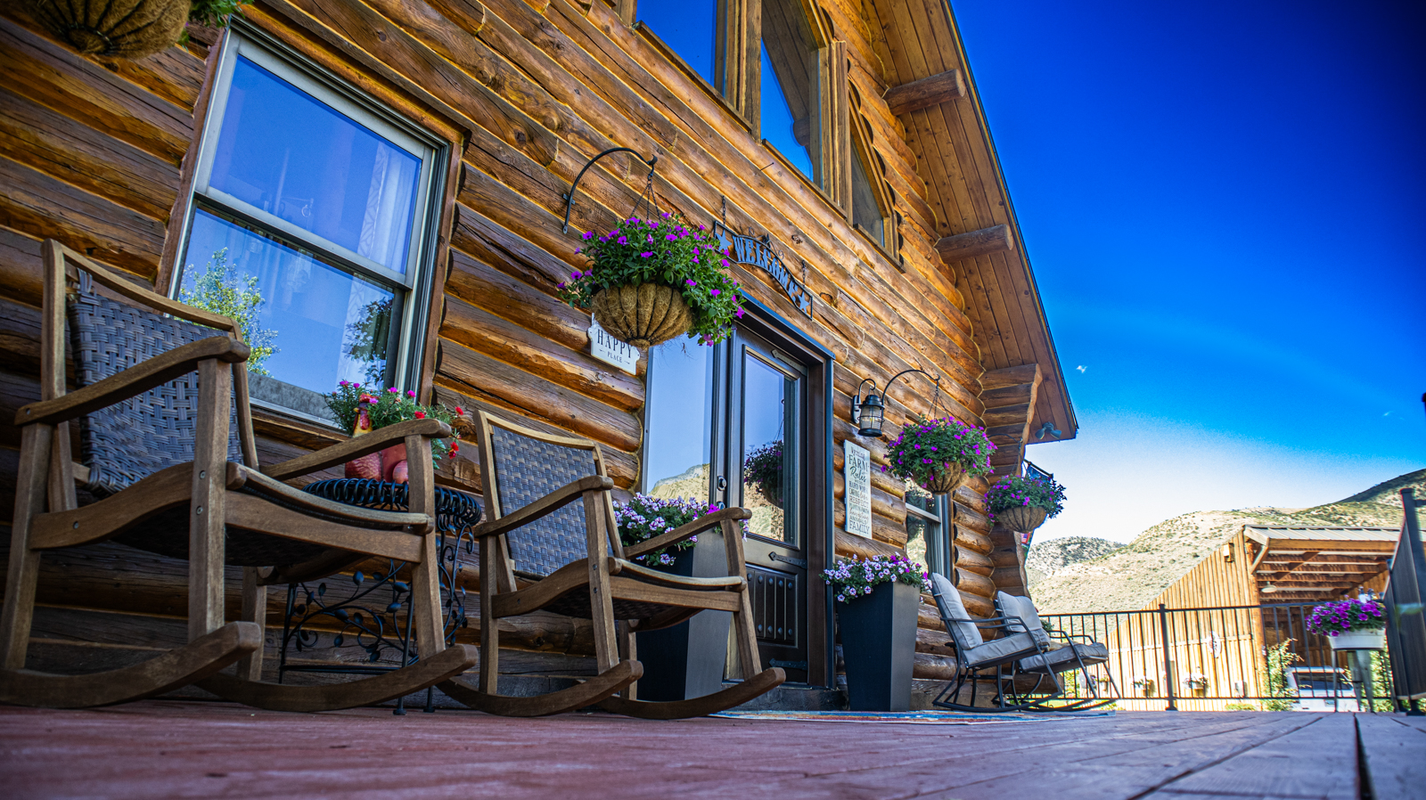 Nieslanik_Ranch_Cokeville_WY_house_exterior_porch