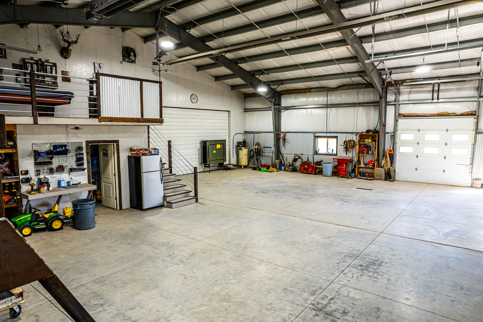 Nieslanik_Ranch_Cokeville_WY_shop_interior