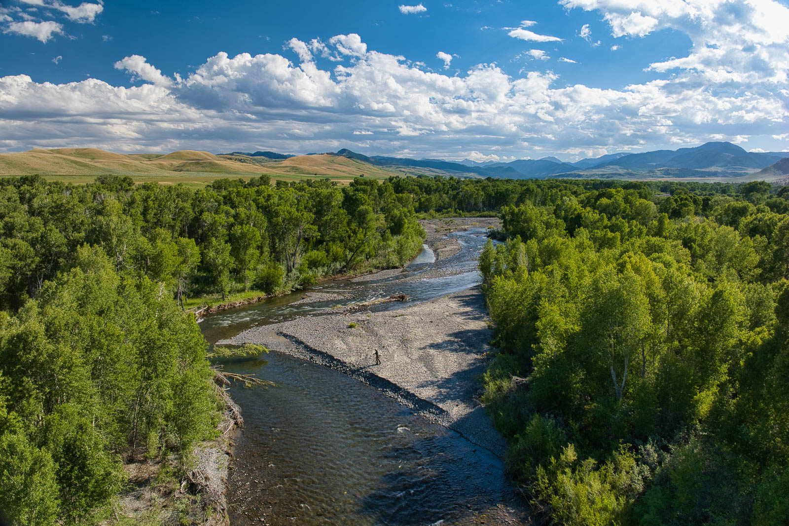 Wyoming ranch for sale with river