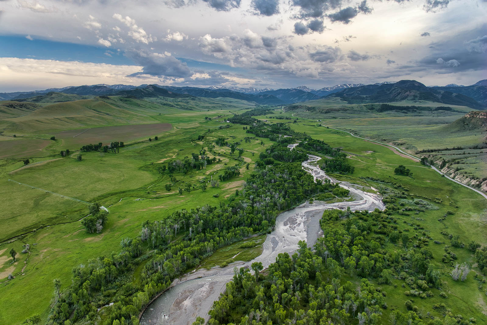 Meeteese Wyoming ranch for sale river