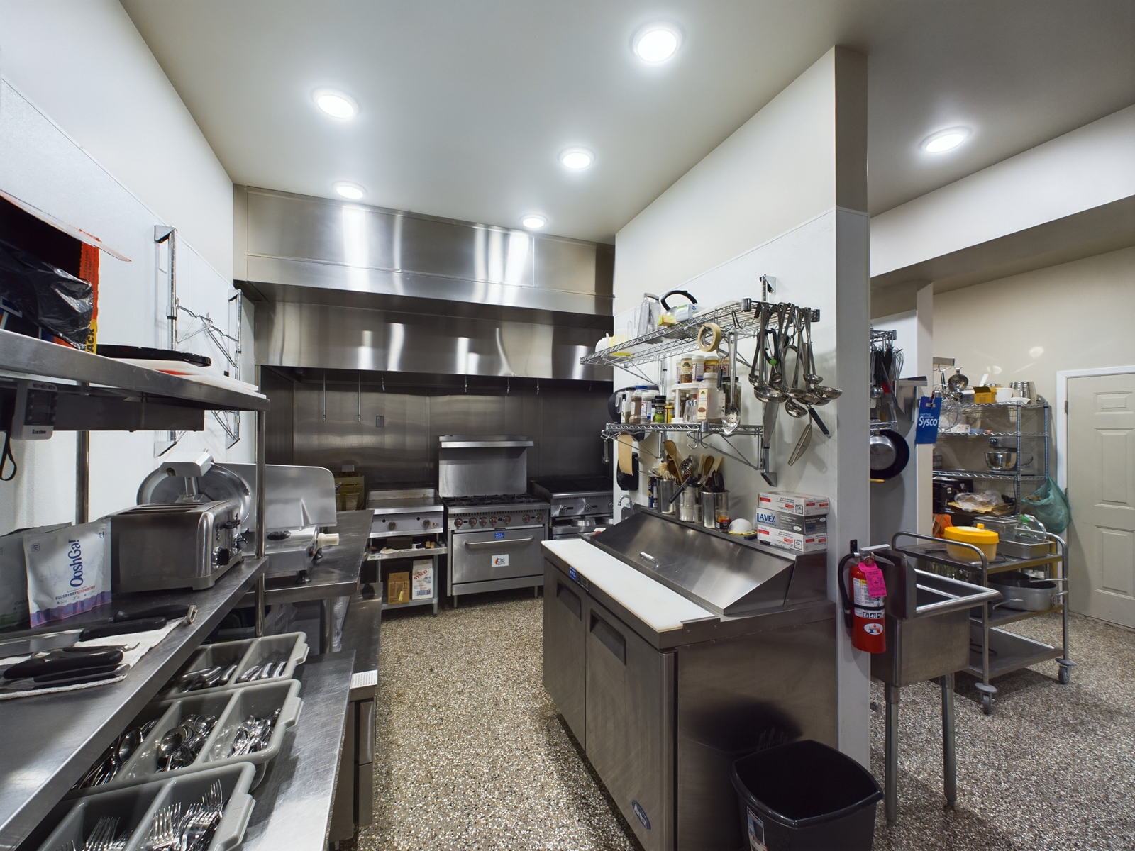 Norway_Canyon_hunting_retreat_kitchen