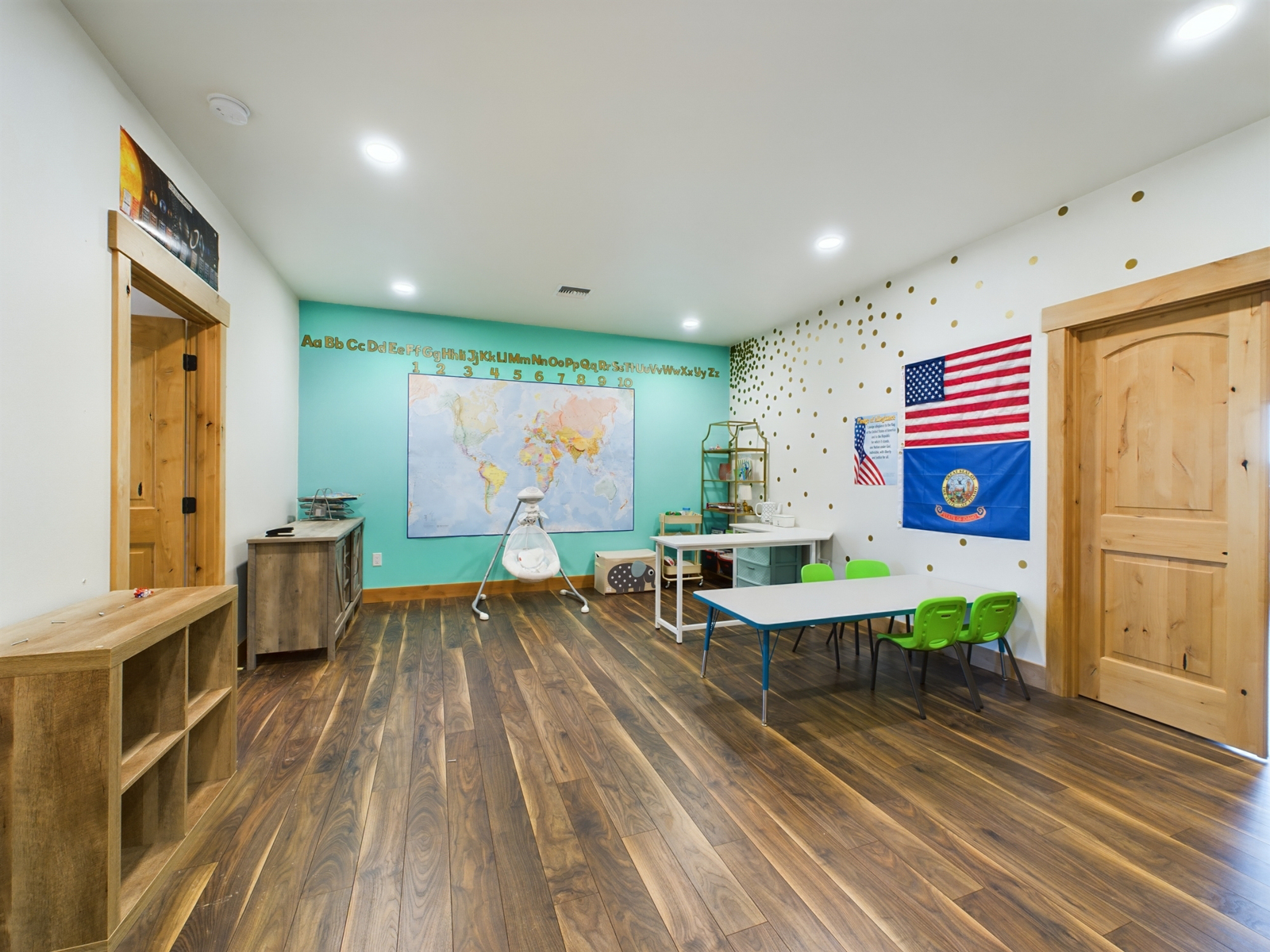 Two_canyons_ranch_Idaho_playrooom_classroom