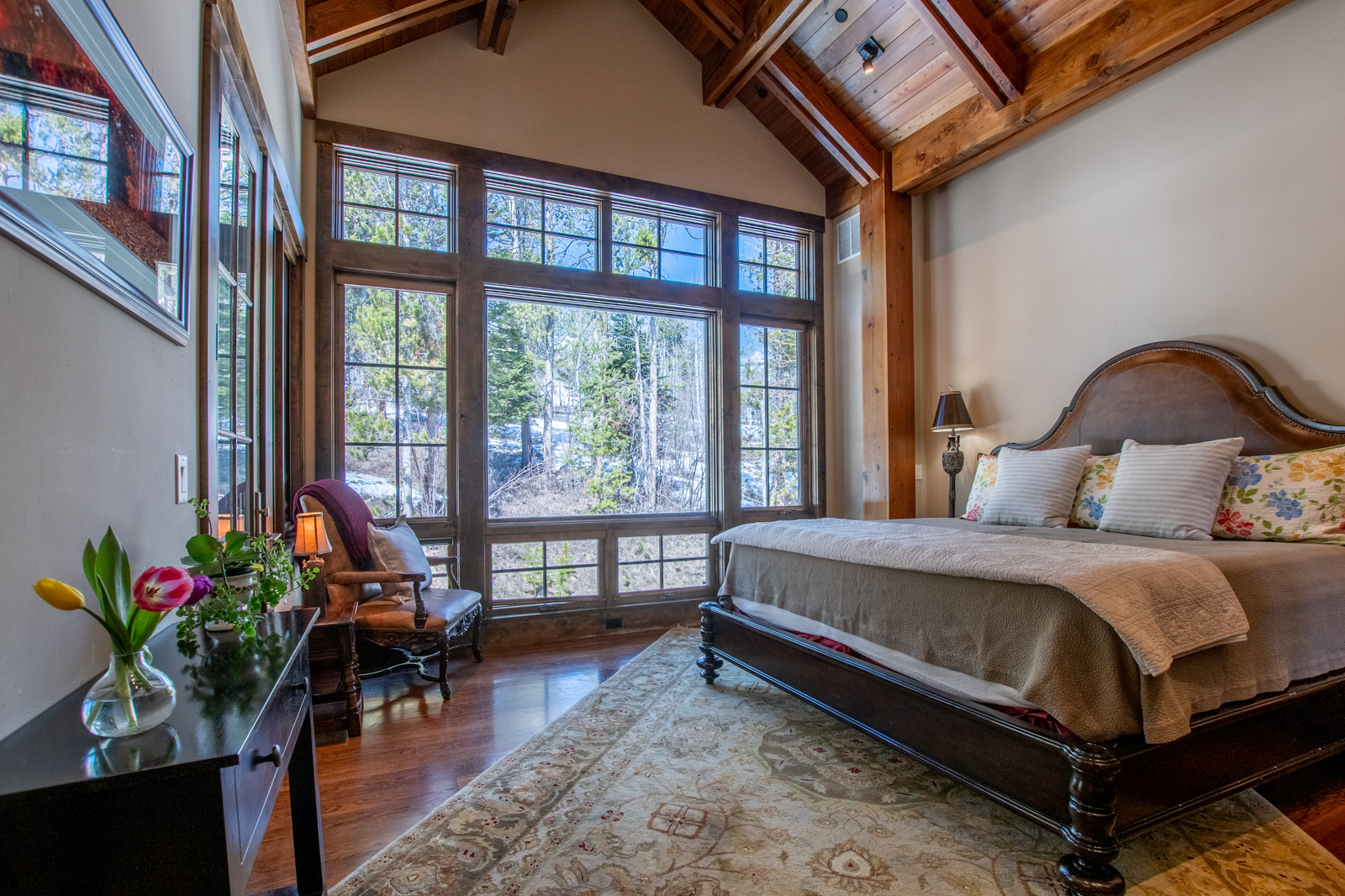 485-North-Fall-Creek-Jackson-Hole-Wyoming_guest_bedroom