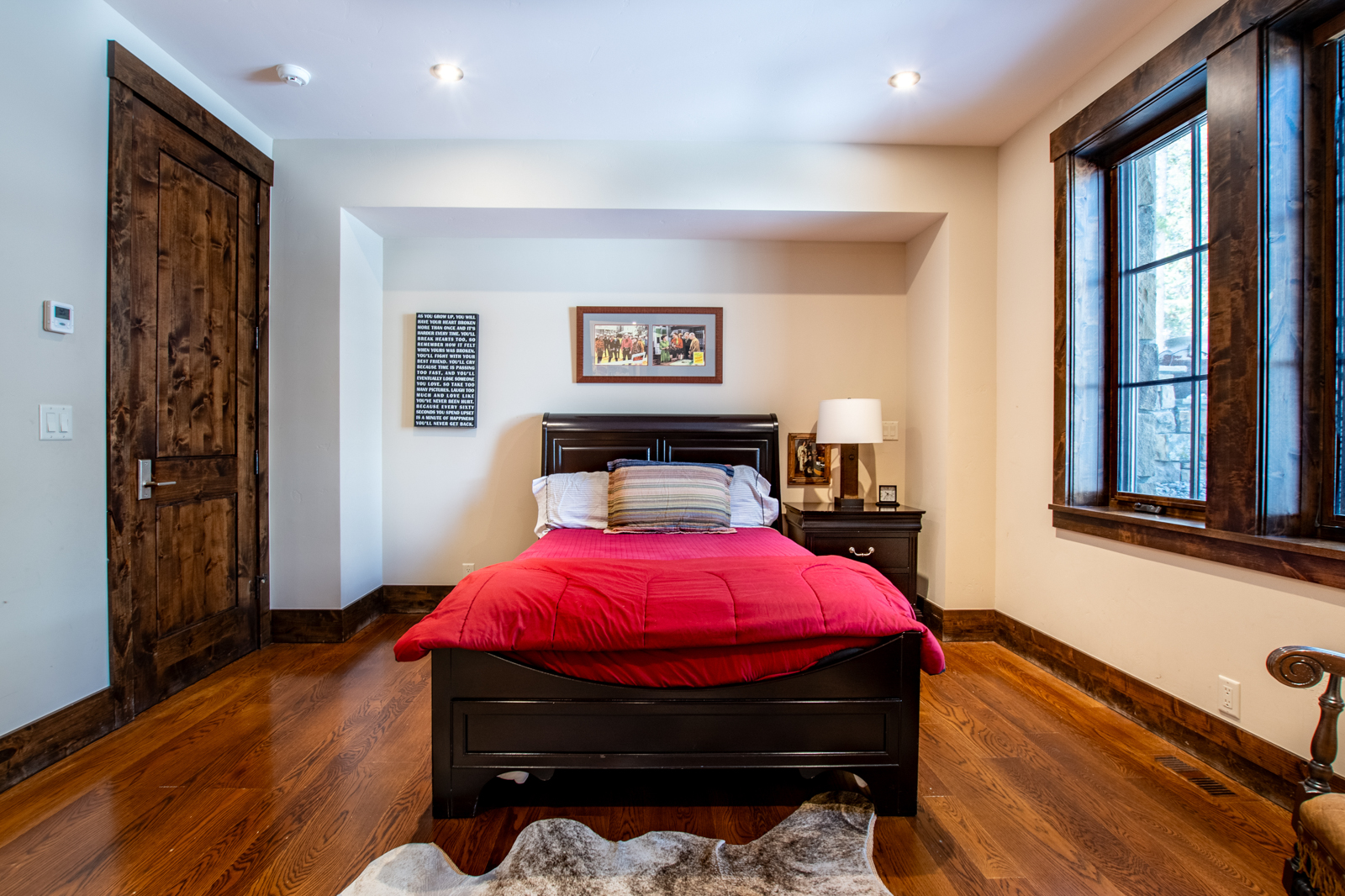 485-North-Fall-Creek-Jackson-Hole-Wyoming_guest_bedroom