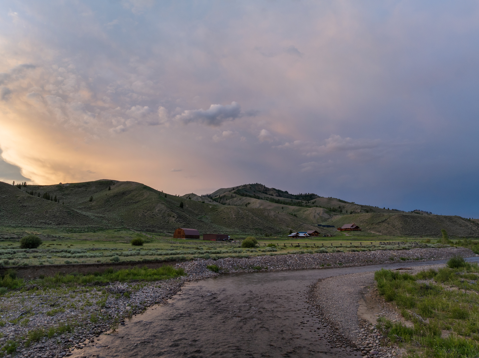 wyoming fly fishing ranch