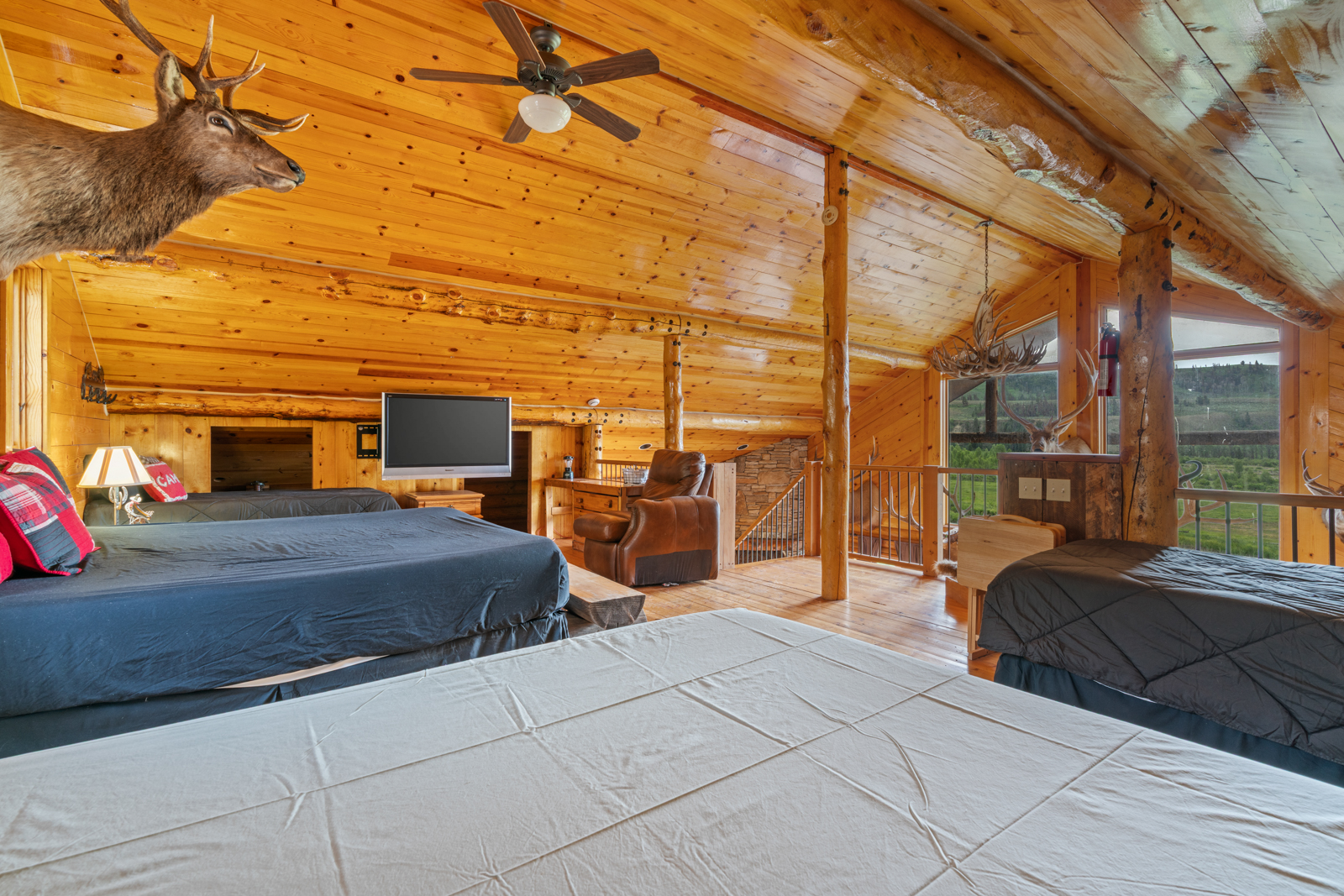 beds in loft