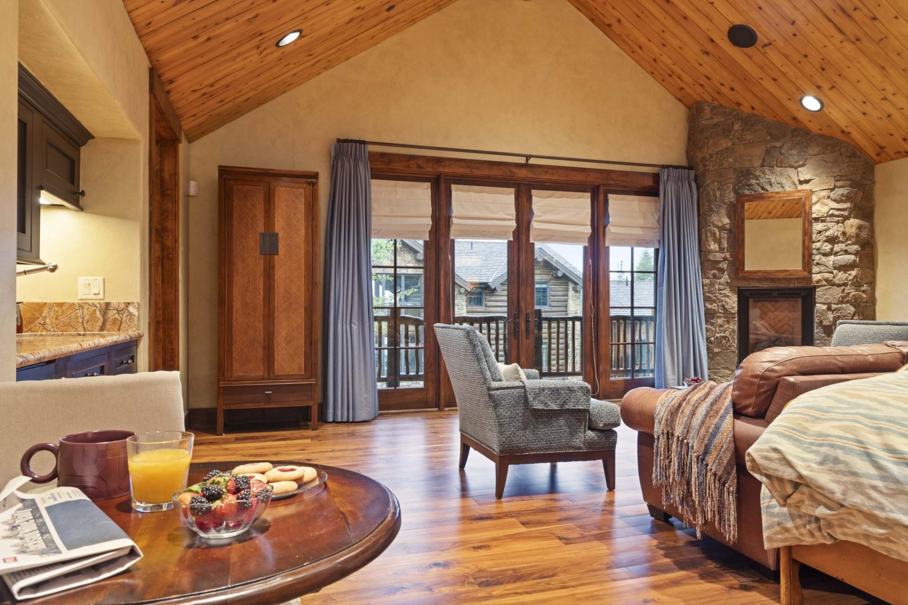 lounge area in bedroom