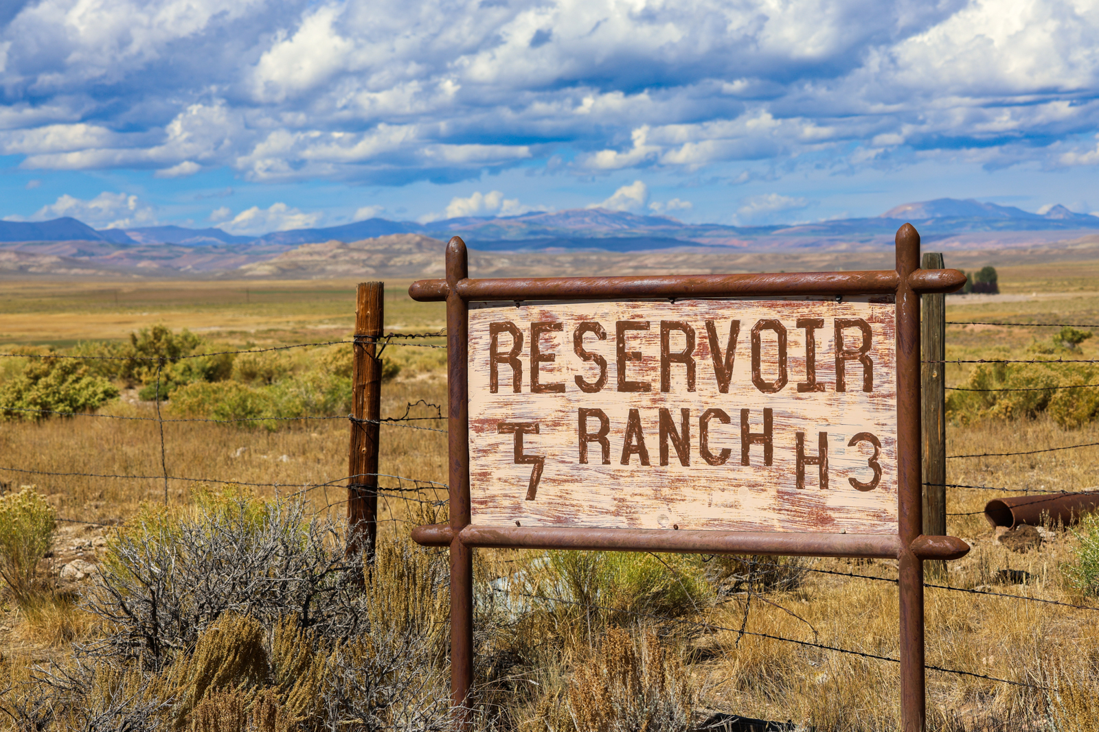Reservoir Ranch sign