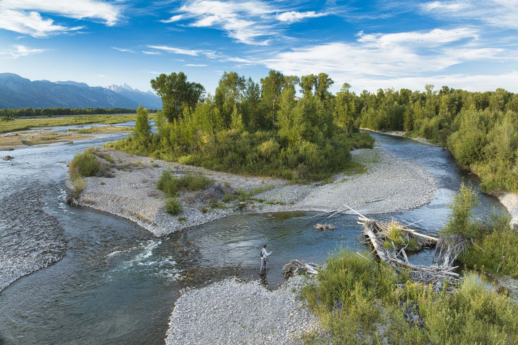 riverfront ranch in Wyoming