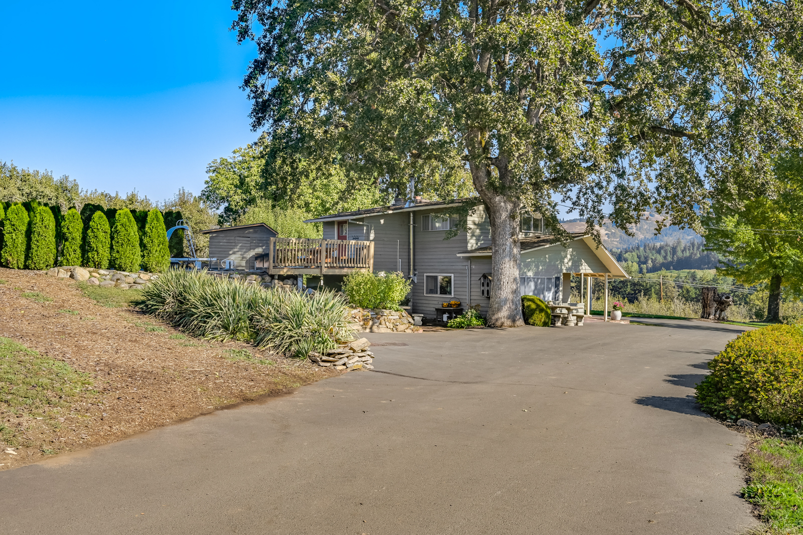 improvements on oregon ranch for sale