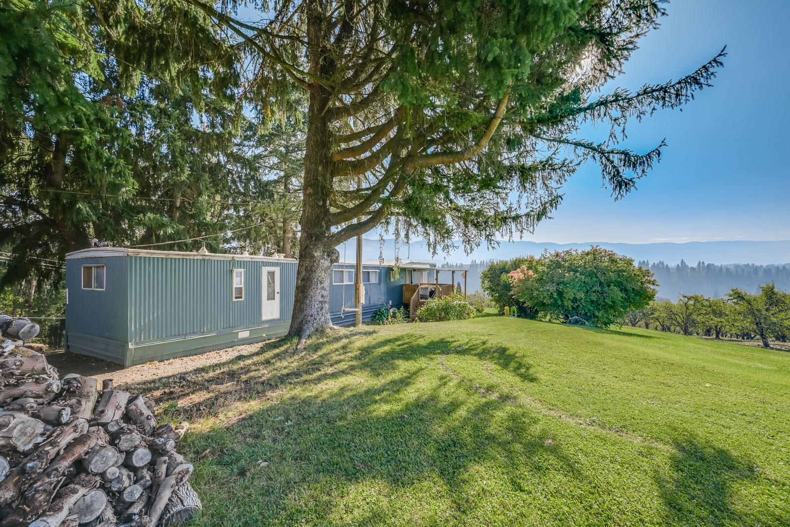 trailer on oregon ranch for sale